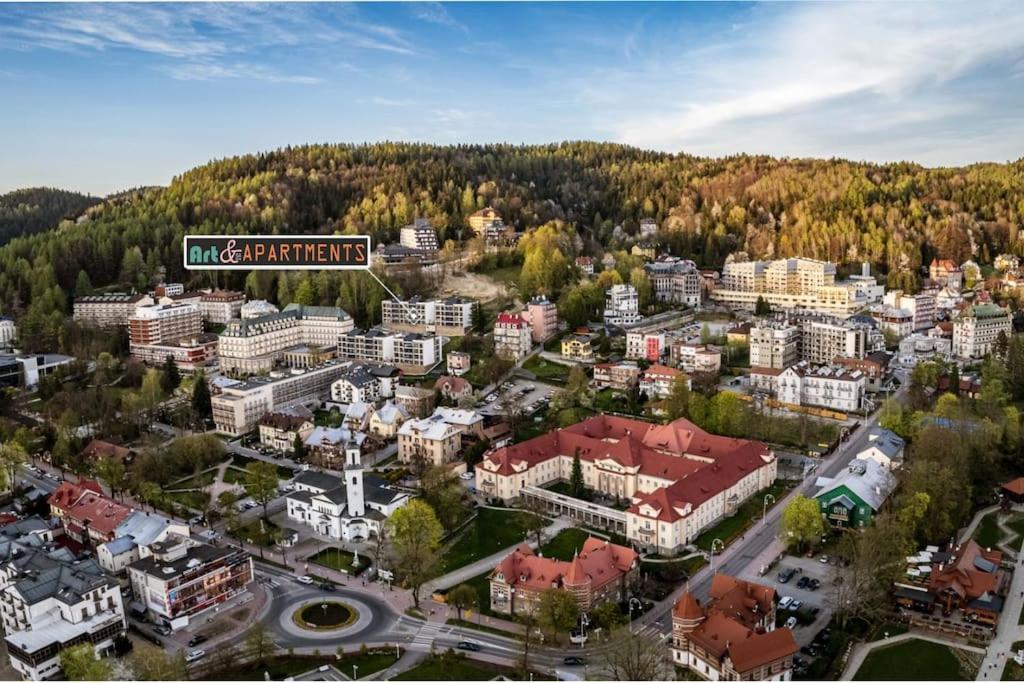 Art & Sunski Studio Z Garazem Podziemnym Krynica Zdrój Kültér fotó